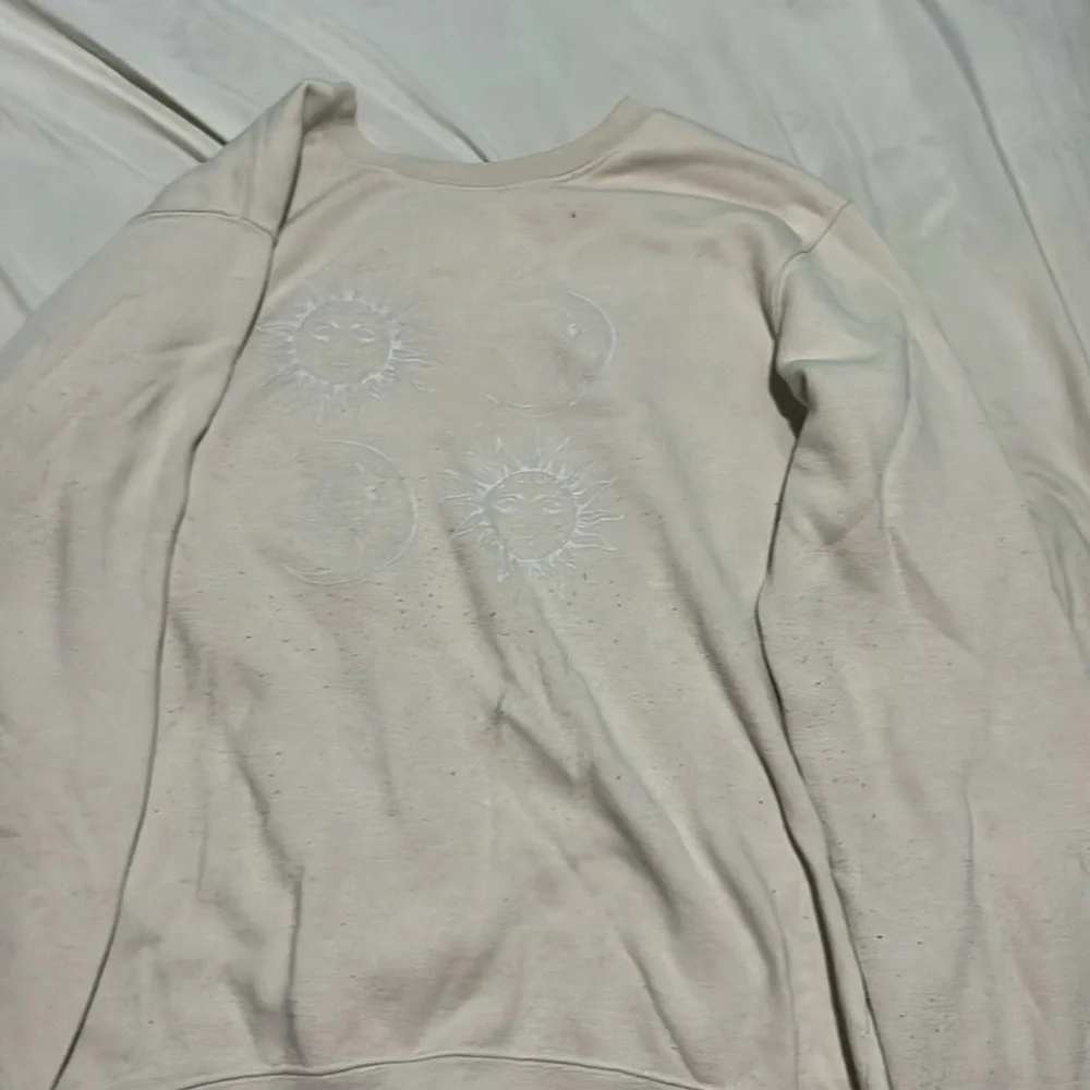 Crew neck - Picture 1 of 1